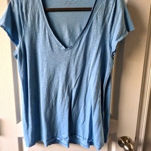 Lilly Pulitzer V Neck Short Sleeve Tshirt Womens Size M Blue Pima Cotton Top